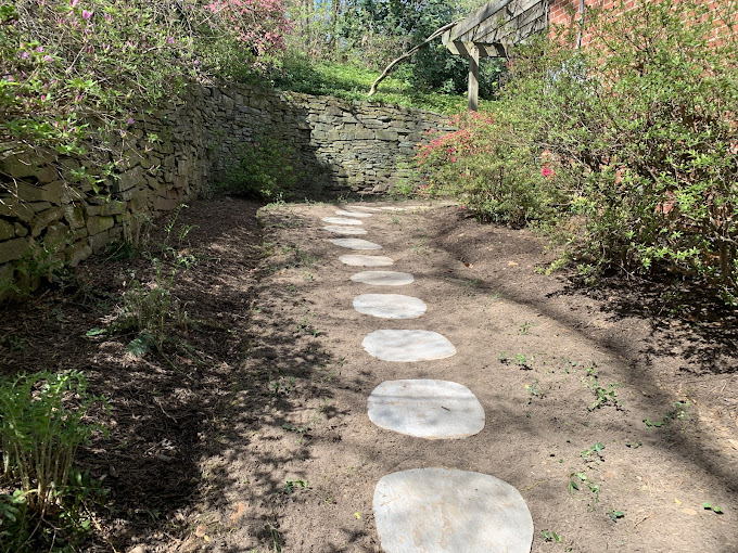 A path made of stepping stones in a garden